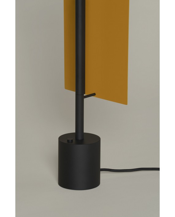 Santa & Cole Lámina Dorada 45 Table Lamp